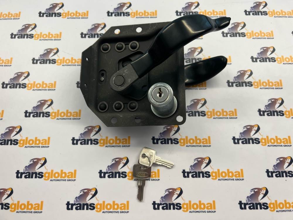 Left Hand Door Handle Lock & Barrel for Land Rover Series 2 & 3 - 337802 - Image 3