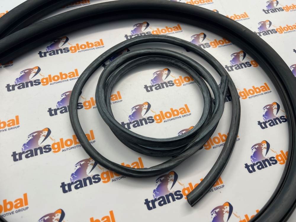 Truck Cab Corner Window Rubber Seal 5mm for Land Rover 90 110 127 130 330791 2 - Image 4