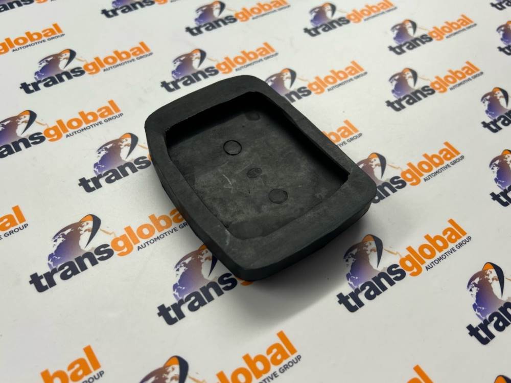 Clutch or Brake Pedal Rubber for Land Rover Discovery 2 TD5 / V8 - 575818 - Image 3