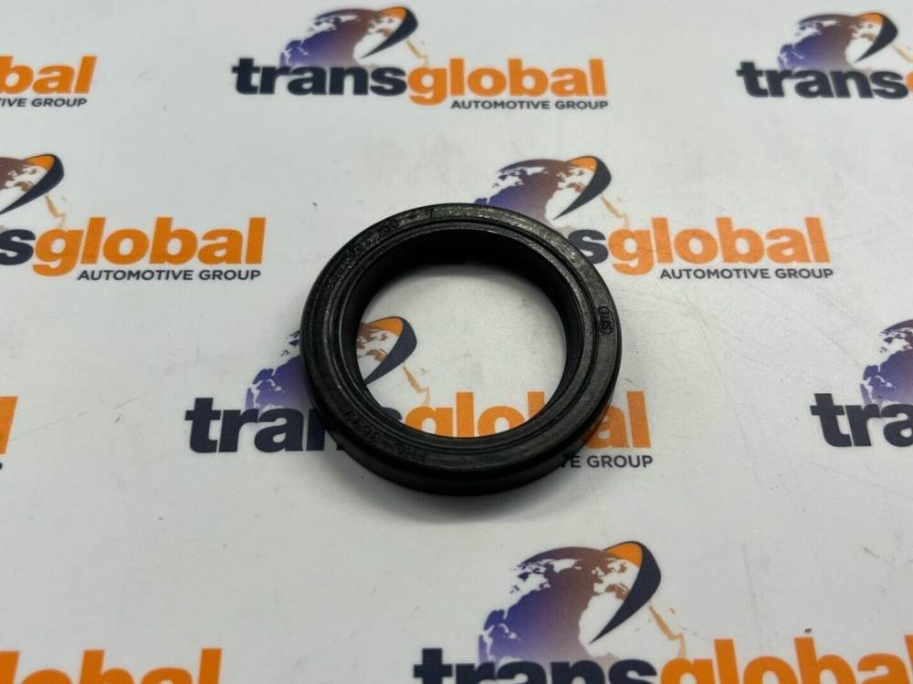 Front Stub Axle Inner Oil Seal for LR Series 3 Oct 80 - FRC3099