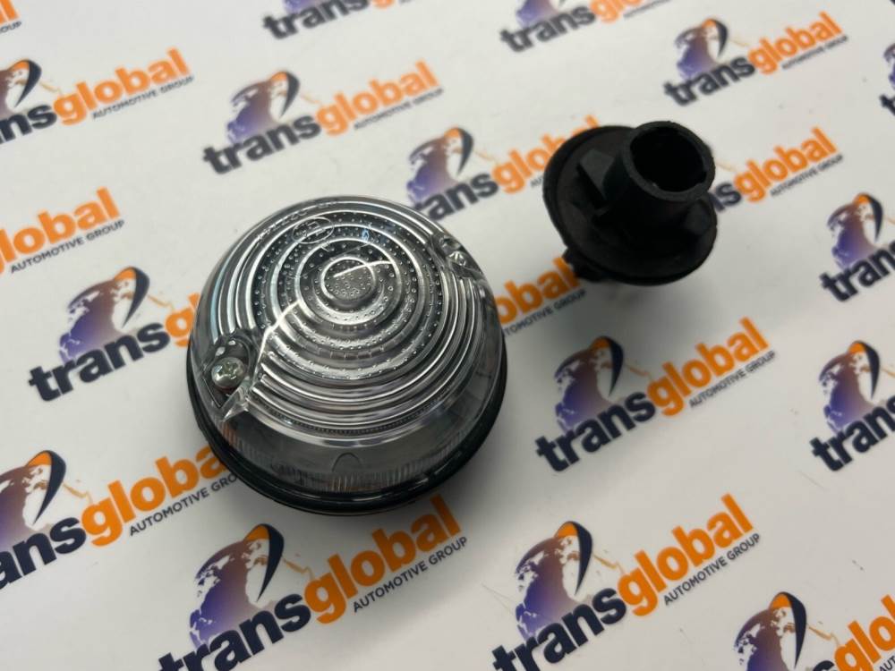 Front Side Light Lamp for Land Rover Defender 94 to 16 300Tdi TD5 TDCi AMR6514 - Image 2
