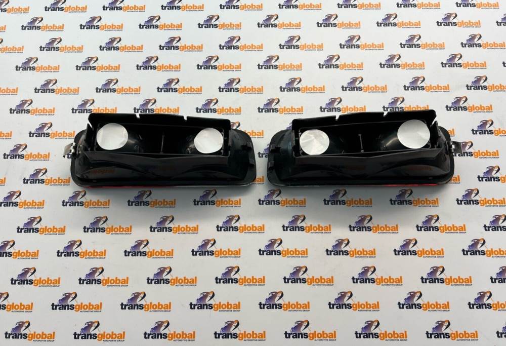 Rear Bumper Lights x2 for LR Discovery 2 TD5 or V8 Facelift approx 02 on - Image 3