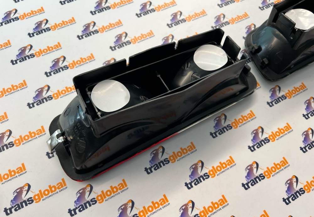 Rear Bumper Lights x2 for LR Discovery 2 TD5 or V8 Facelift approx 02 on - Image 8