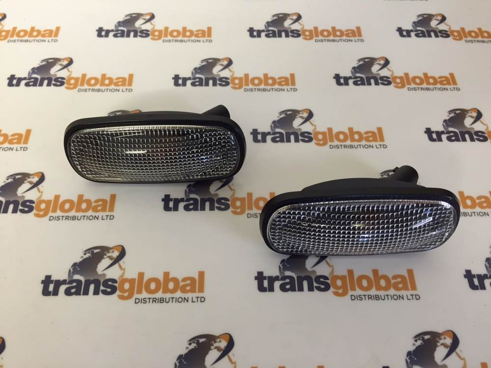 Clear Oval Side Indicator Repeater x2 for Land Rover Discovery 2 TD5 & V8