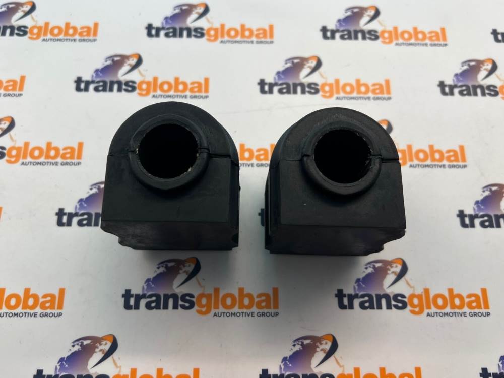Rear Anti Roll Bar D Bushes x2 for Land Rover Discovery 3 4 LR015336 - Image 3