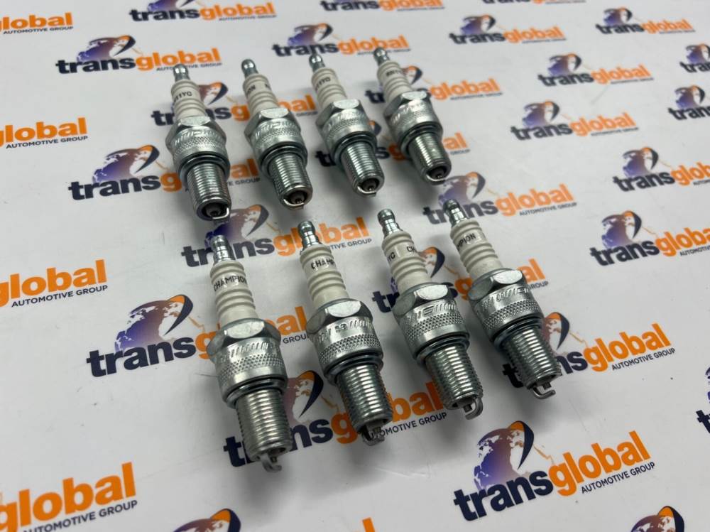 Spark Plug Set x8 for Land Rover Discovery 1 V8 Petrol - CHAMPION OEM - ERR3799 - Image 3