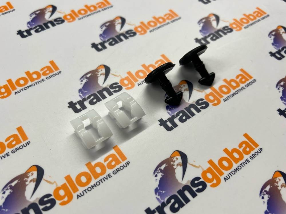 Towbar Electrics Cover Clips & Screws for LR Discovery 3 - Image 3