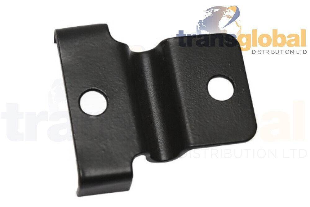 Check Arm Pivot Bracket for Land Rover Defender MUC6157
