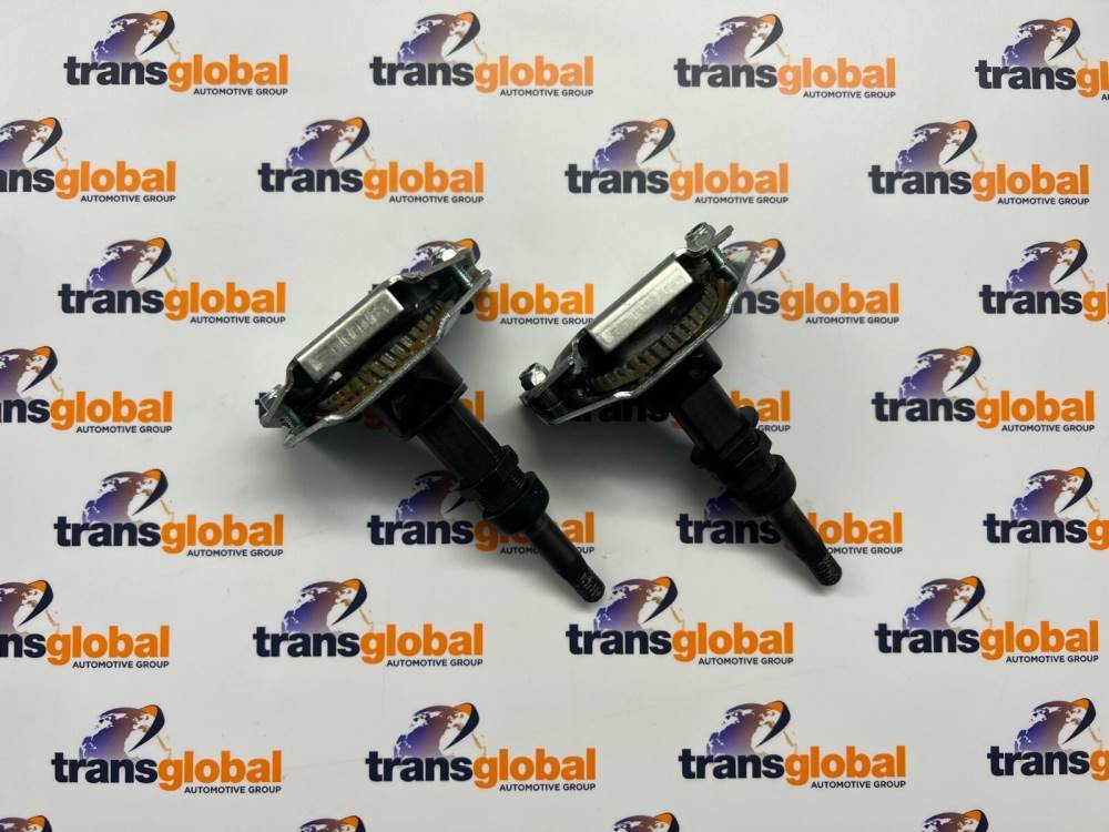 Wiper Spindle Wheel Box & Wiper Motor for Land Rover Defender 02 onwards - Image 6
