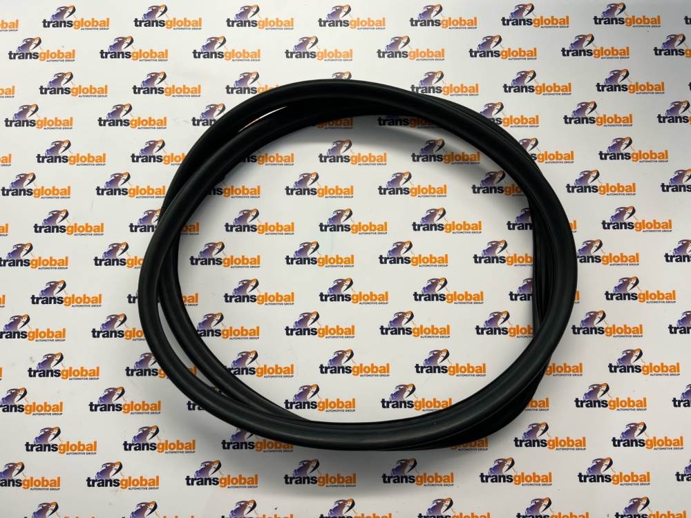Rear Safari Door Glass Rubber Seal for Land Rover Defender 02 to 2016 CVW500010