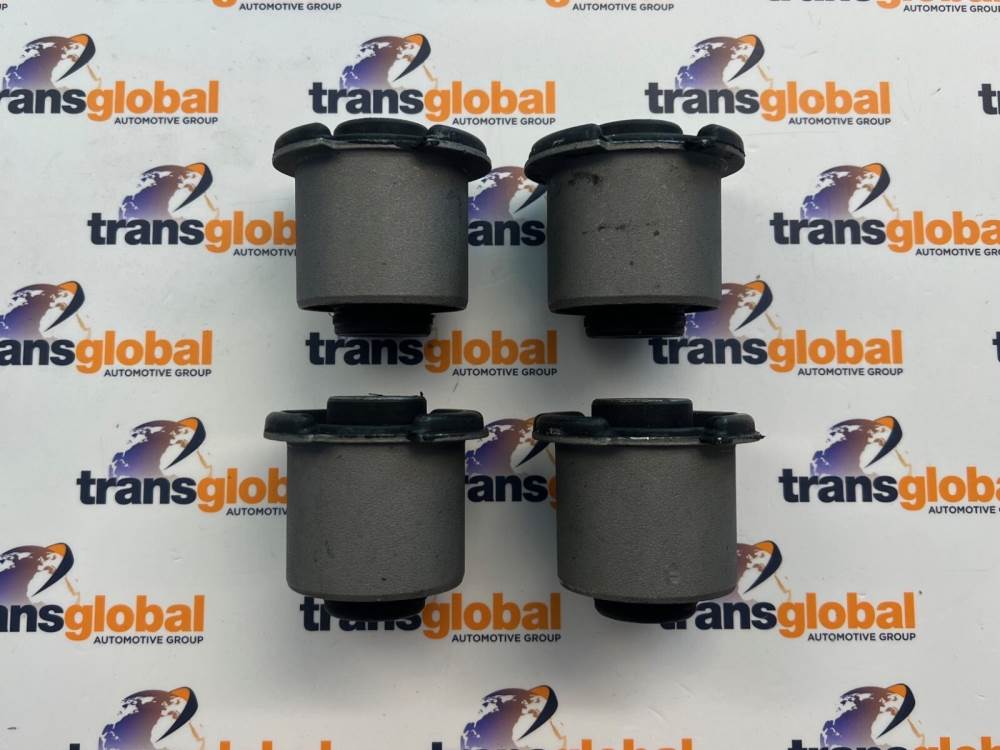 Front Upper Control Arm Bushes for Land Rover Discovery 3 4 LR056964