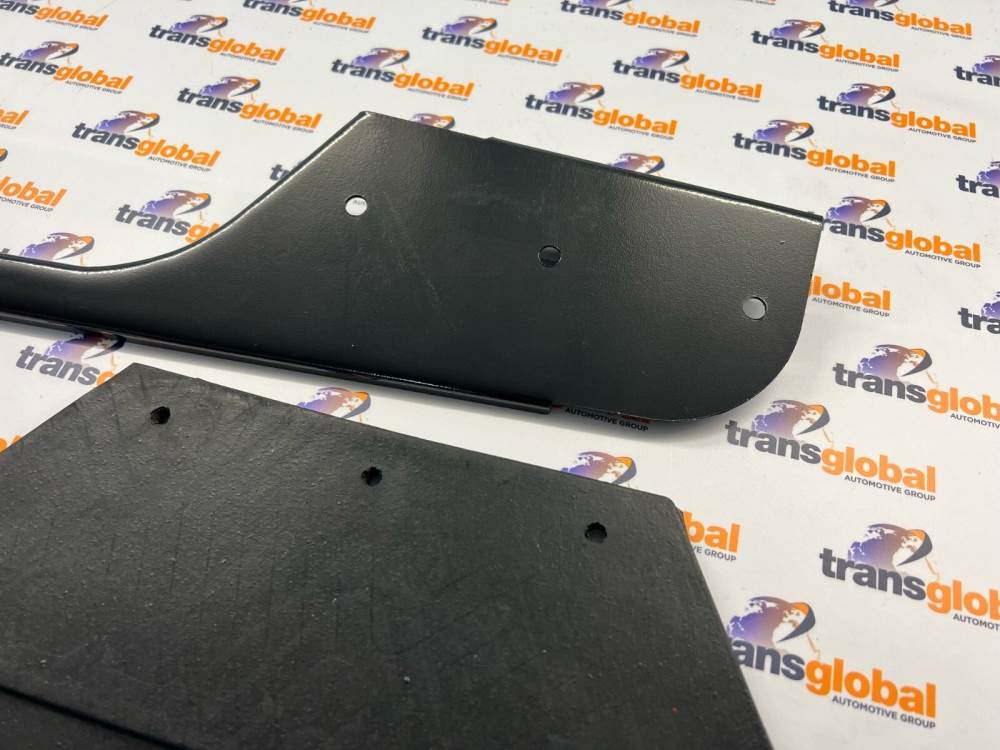 Rear Rubber Mud Flaps & Brackets x2 Pair for Land Rover Defender 110 130 Hi Cap - Image 3
