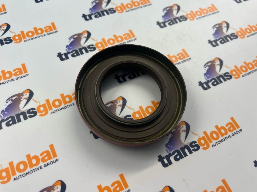 Salisbury Rear Diff Oil Seal for Land Rover Defender 110/130 late STC4401 - Image 3