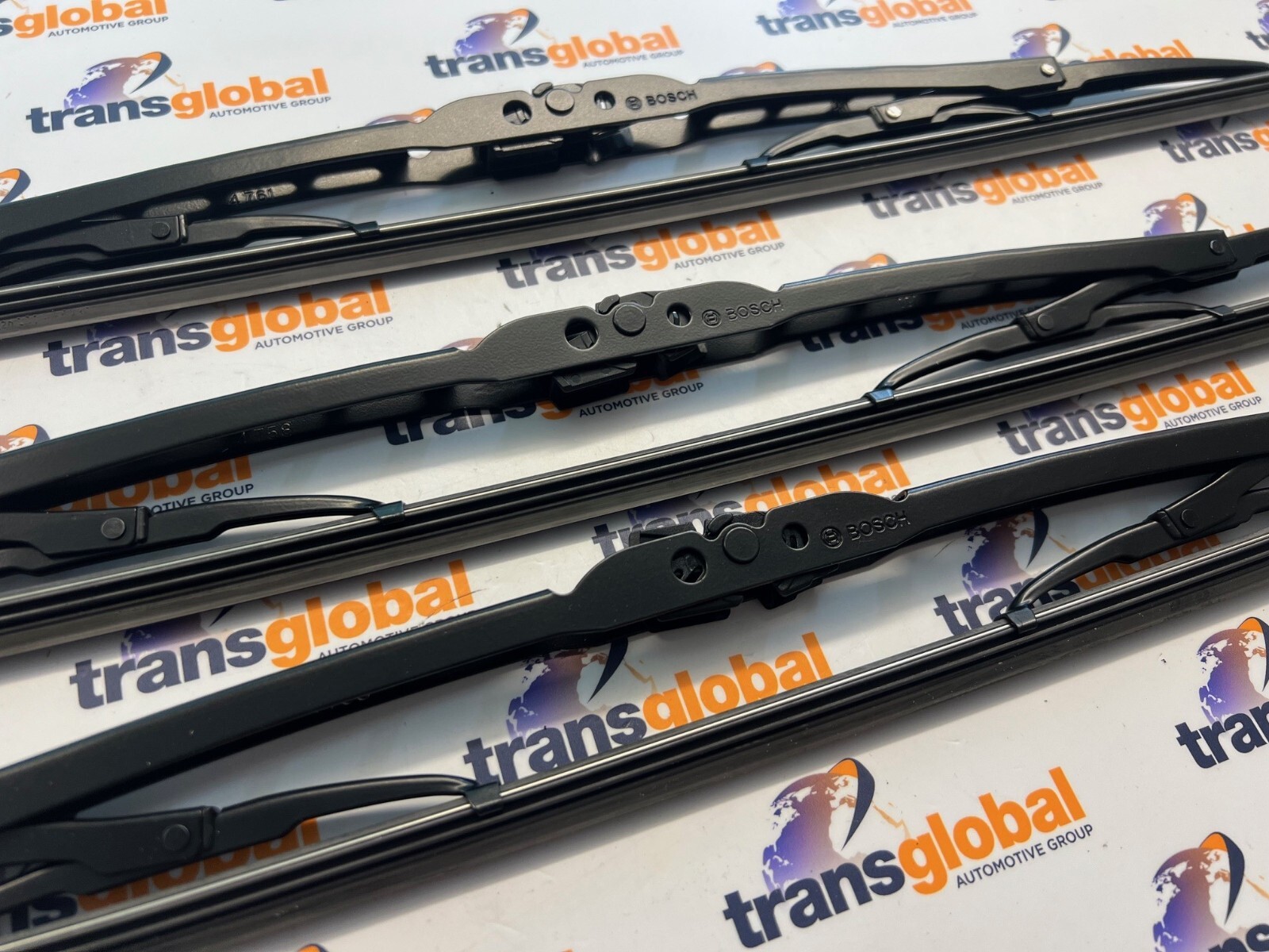 Front & Rear Wiper Blade Set for Range Rover P38 94-02 Bosch Super Plus - Image 4