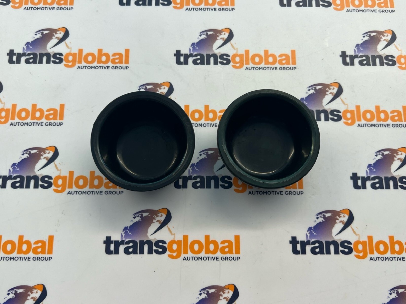 Rubber Hub Cap / Dust Covers x2 for Land Rover Defender 93 to 16 FTC5414 - Image 3