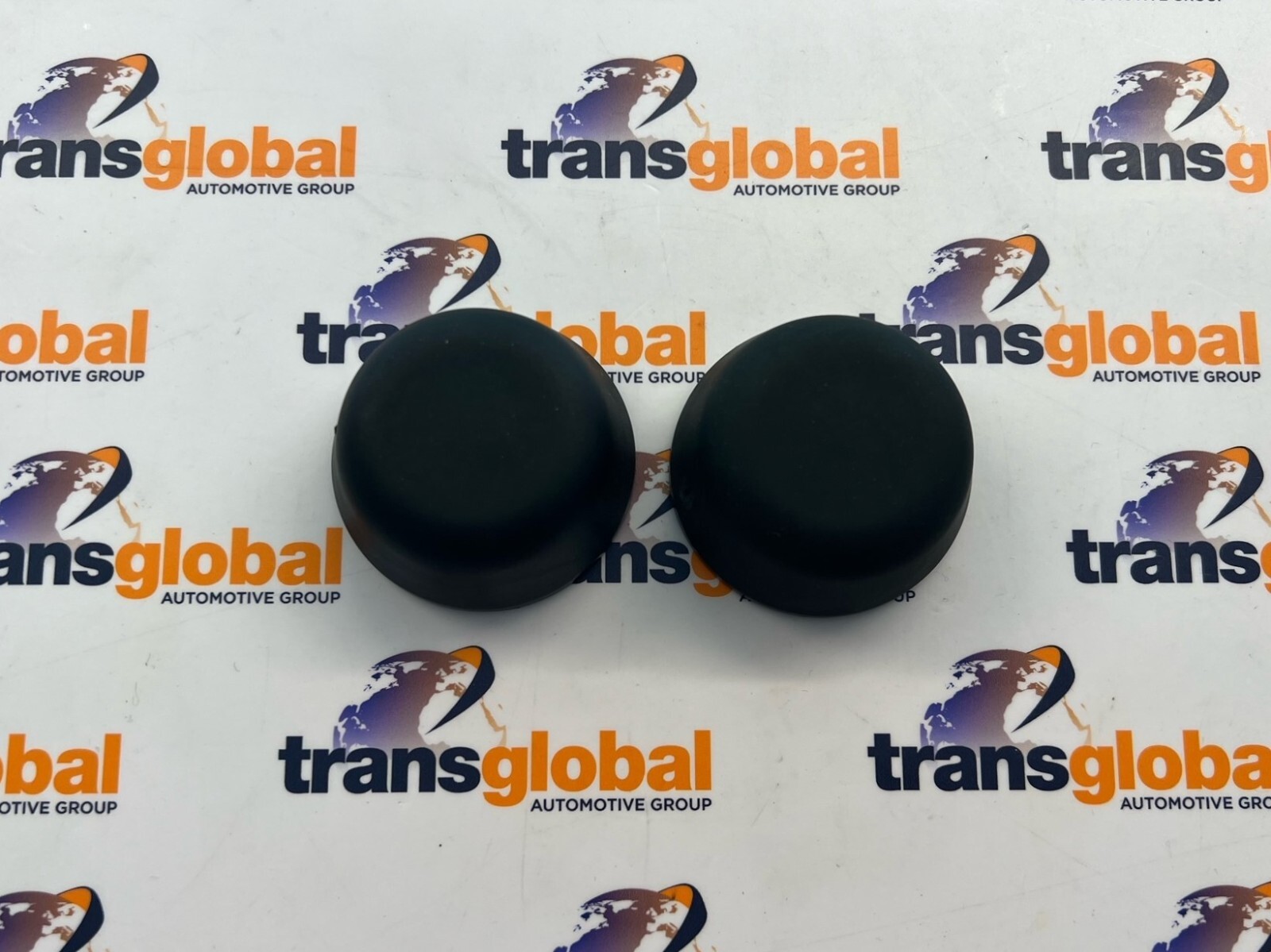 Rubber Hub Cap / Dust Covers x2 for Land Rover Defender 93 to 16 FTC5414
