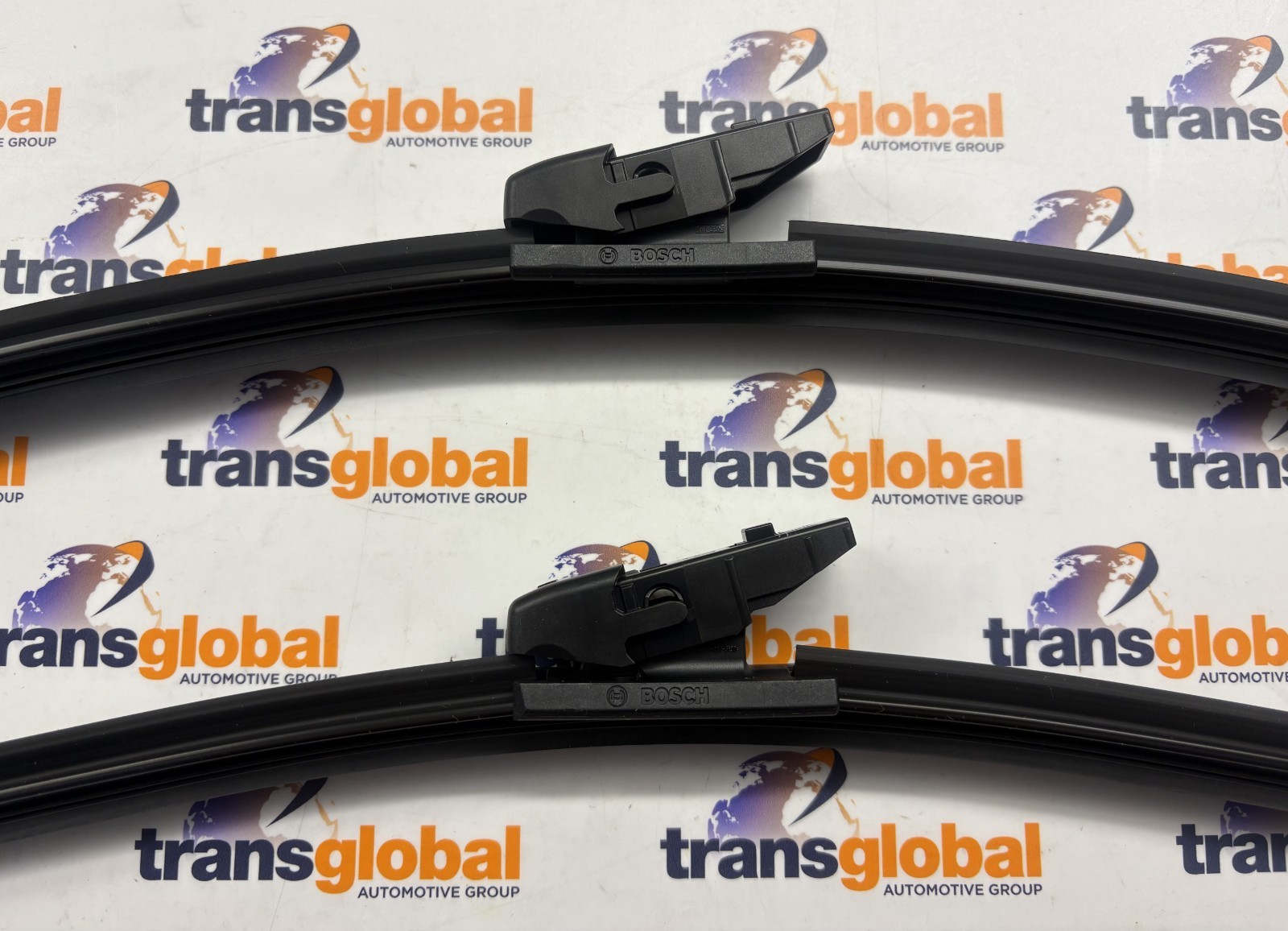 Front Aero Wiper Blades for Range Rover Sport L494 Bosch A113 - Image 4