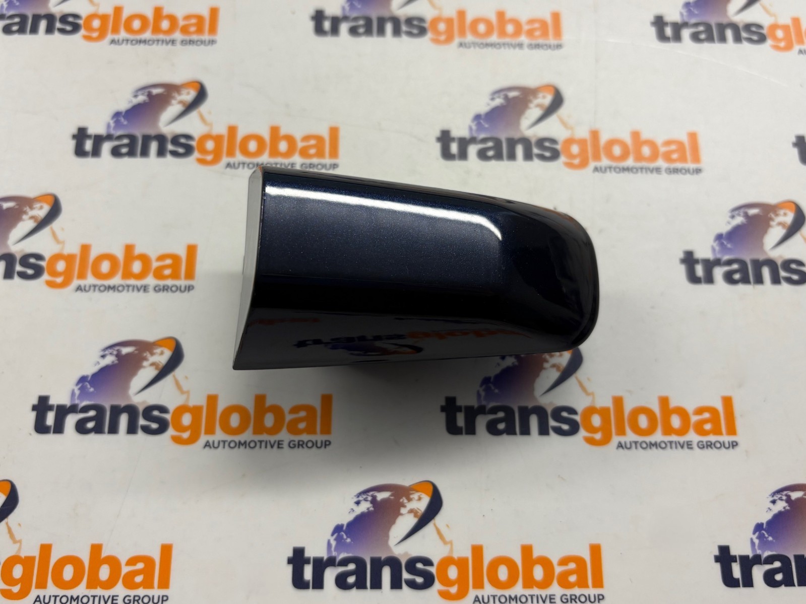 Front LHS Door Handle End Cap to fit Range Rover Sport 2014 on Mariana Black - Image 4