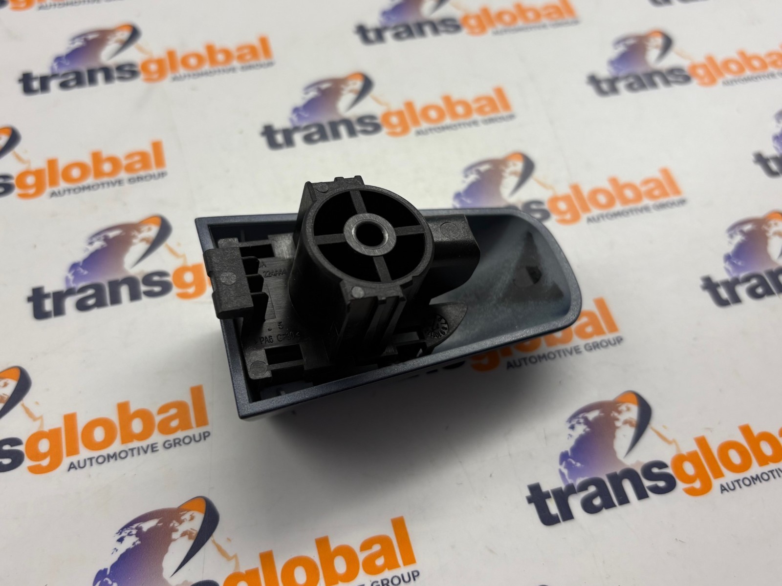 Front LHS Door Handle End Cap to fit Range Rover Sport 2014 on Mariana Black - Image 5