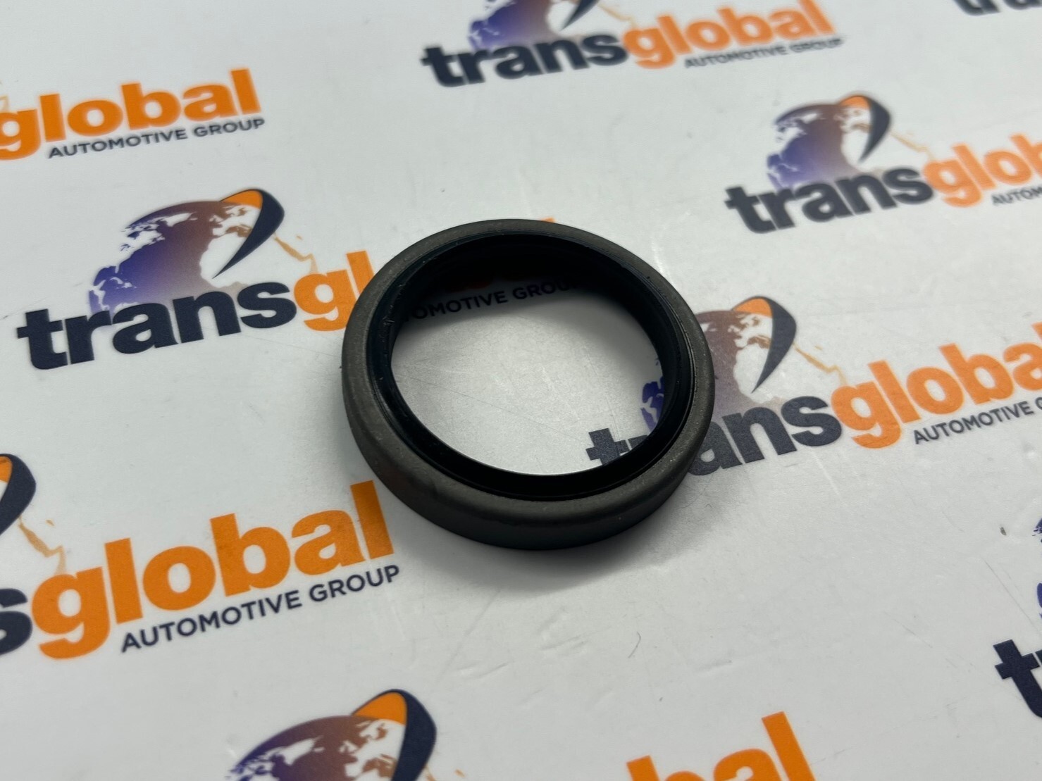 Front Stub Axle Outer Oil Seal for Land Rover Defender 300tdi 94-97 FTC840 - Image 3