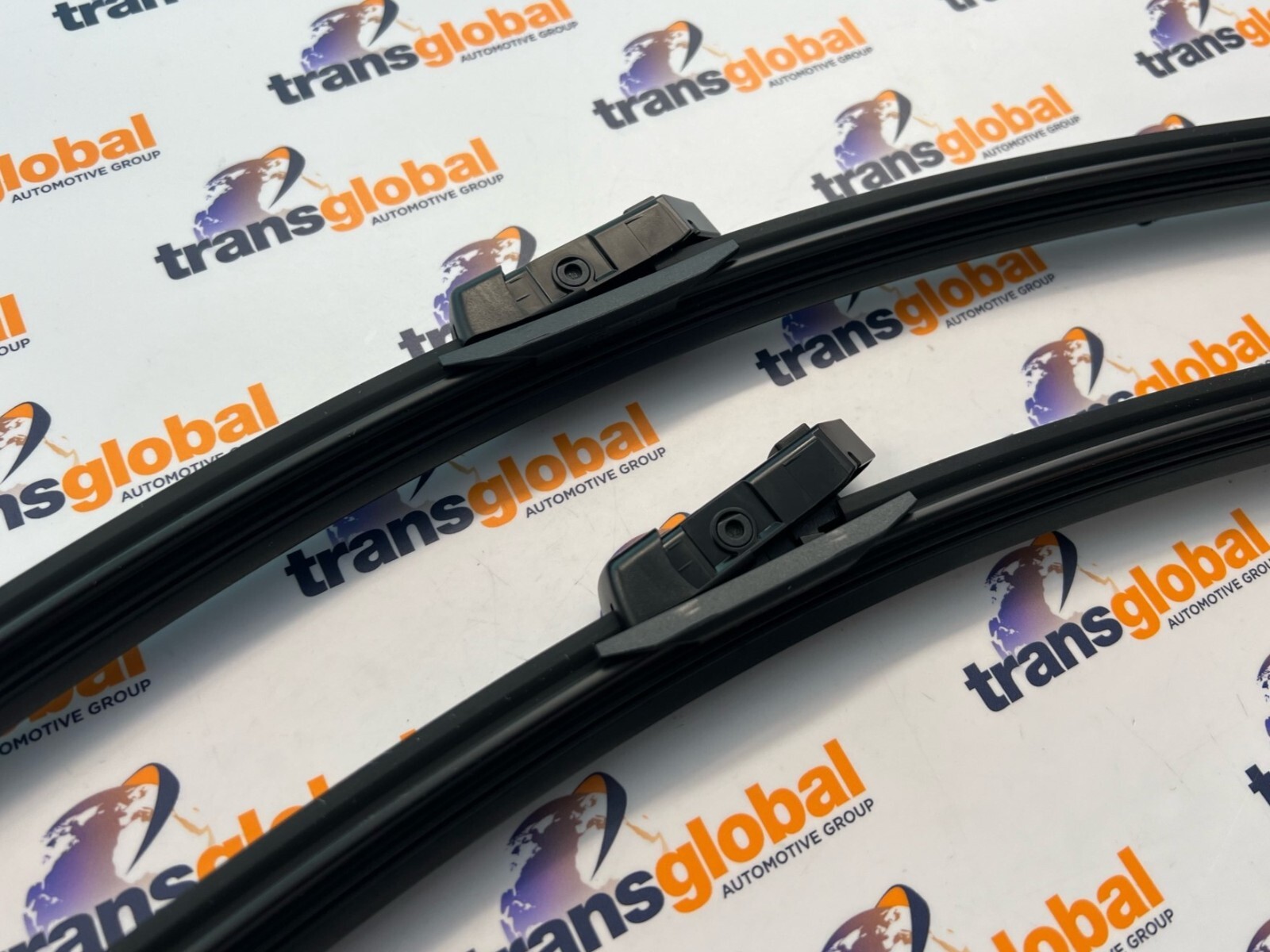 Windscreen Wiper Blade Set for New Land Rover Defender 2020 on BOSCH AEROTWIN - Image 3
