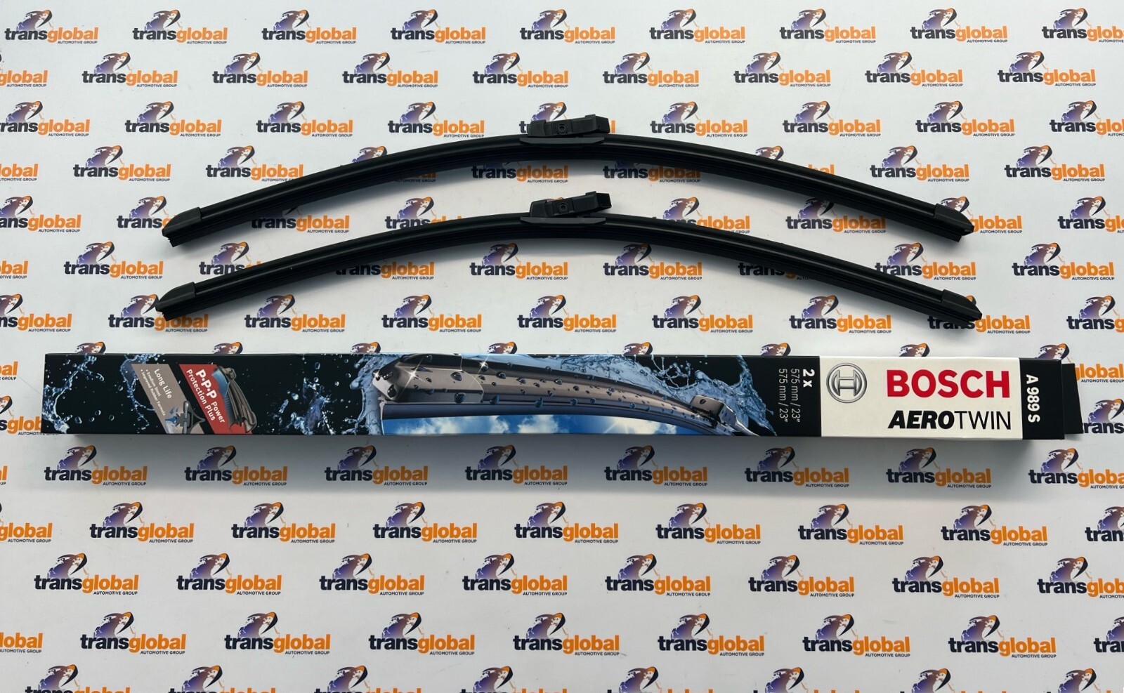 Windscreen Wiper Blade Set for New Land Rover Defender 2020 on BOSCH AEROTWIN