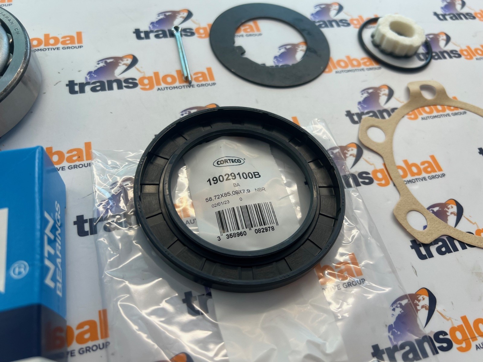 OE Wheel Bearing Kit Front or Rear for Land Rover Series 2a 3 to Sept 1980 Only - Image 4