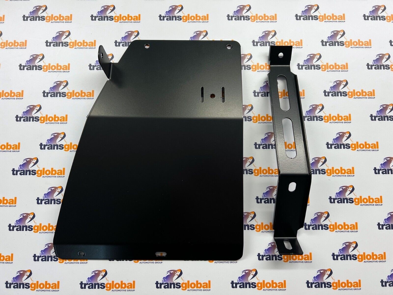Rear Right Hand OS Mudflap Bracket & Stay for Discovery 2 TD5 & V8 98-04