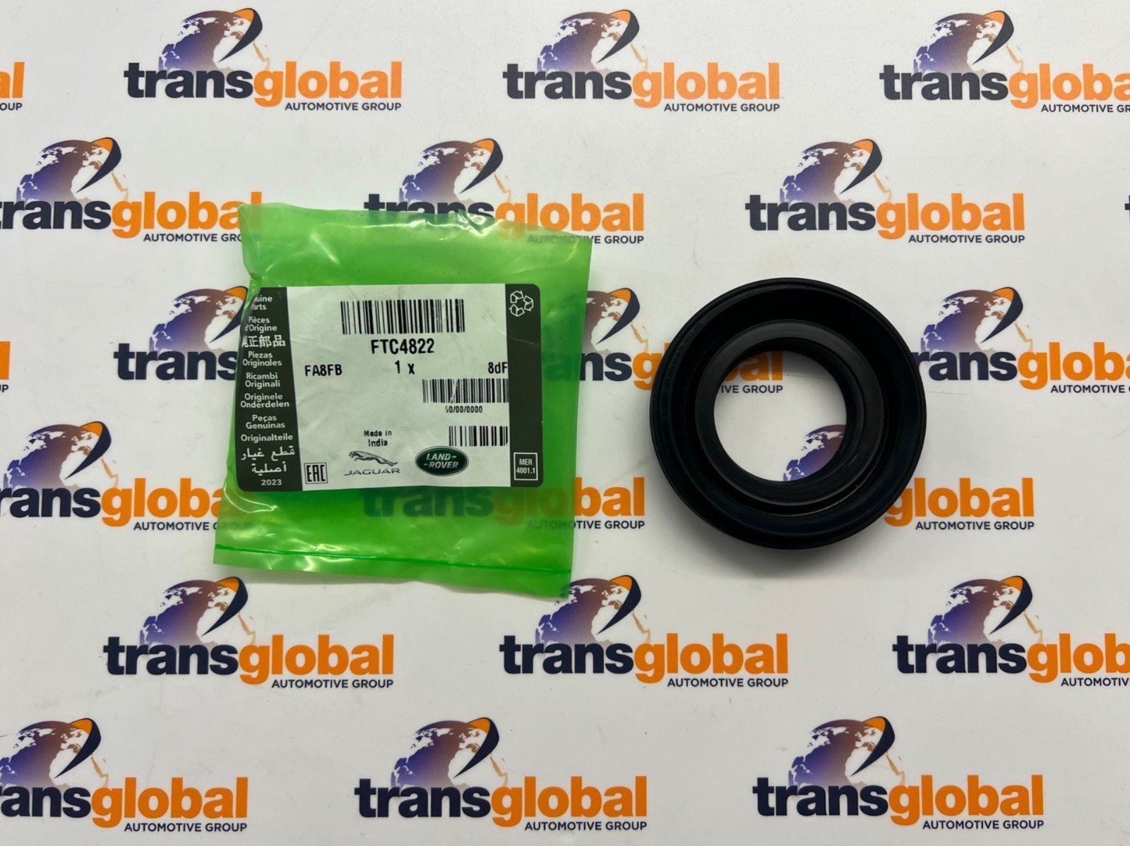 Front Axle Drive Shaft Oil Seal for Range P38 Disco 2 TD5 GENUINE LR FTC4822