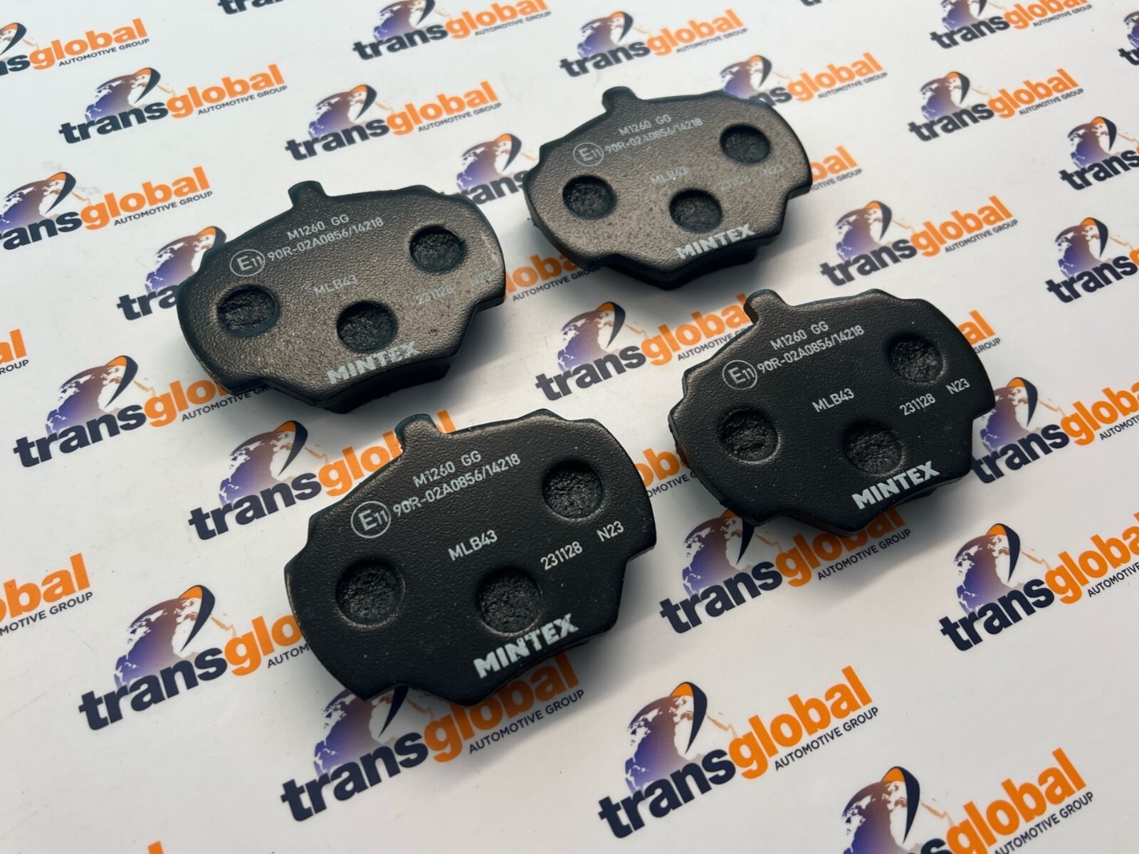 Front Brake Pads for Range Rover Classic models up to 86 MINTEX RTC4518 - Image 4