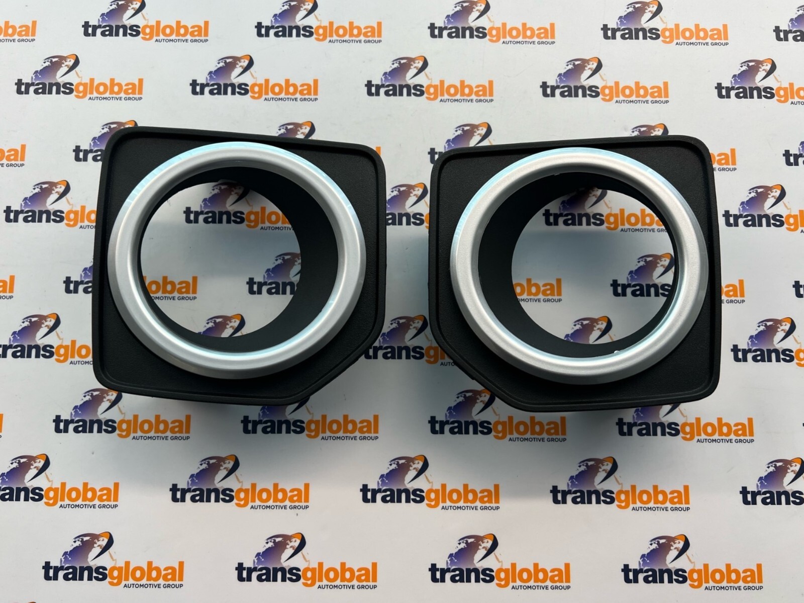 Front Fog Light Bezel Surrounds for Land Rover Freelander 2 LR040783 LR040784 - Image 2