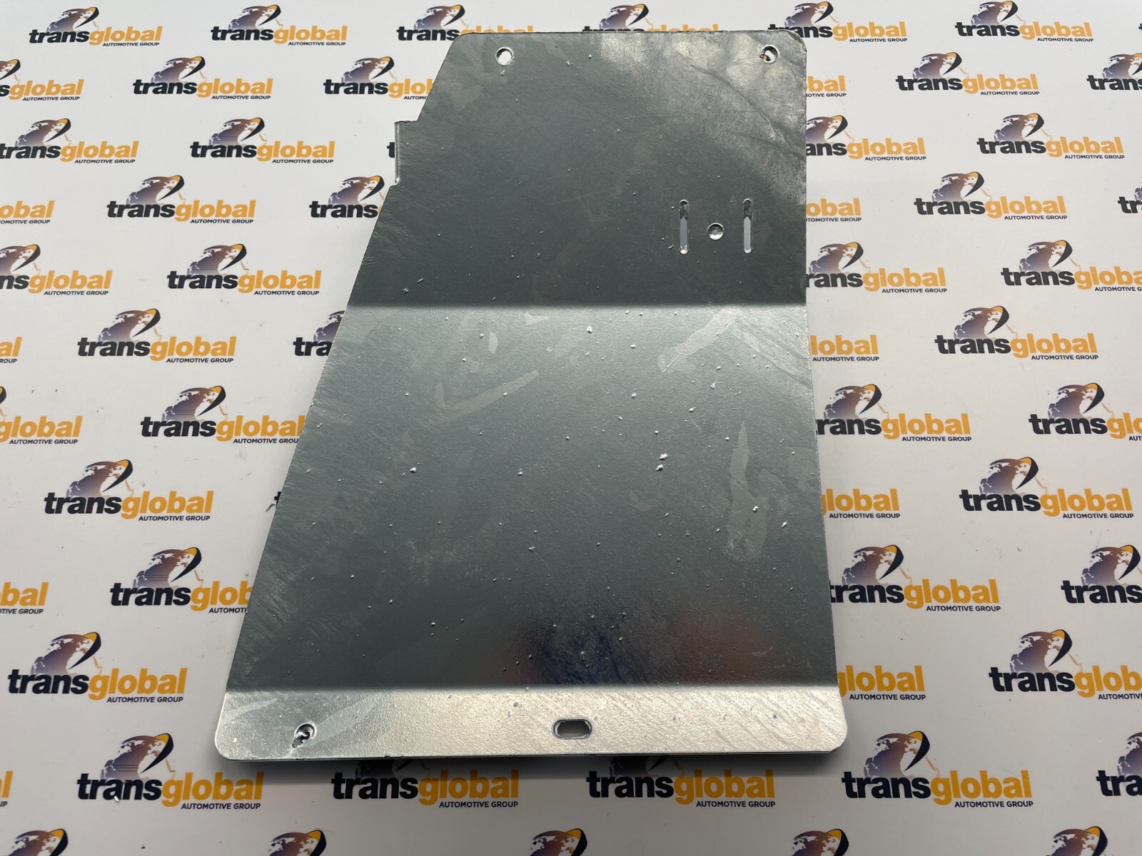 Rear LH Galvanised Mudflap Bracket for Land Rover Discovery 2 98-04 CAX100210 - Image 3