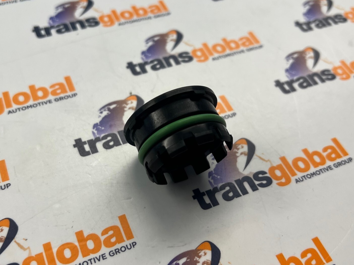 Timing Gear Cover Plug to fit Range Rover Velar 2.0D 2017 on GENUINE LR - Image 5